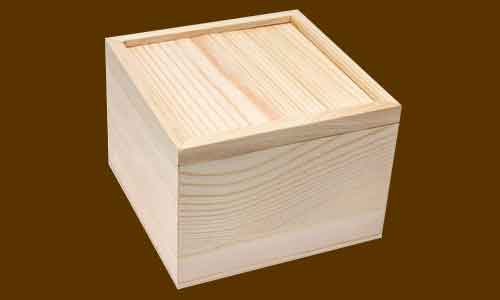 Pinewood Box Pinewood Box in Chakan